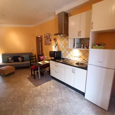 Casa Tamara Quiet Flat With Pool Great View Of The Mountains And The Sea *