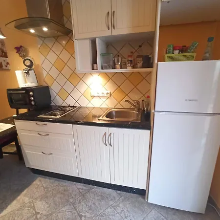 아파트 Casa Tamara Quiet Flat With Pool Great View Of The Mountains And The Sea