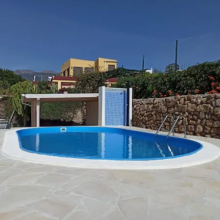아파트 Casa Tamara Quiet Flat With Pool Great View Of The Mountains And The Sea La Cisnera